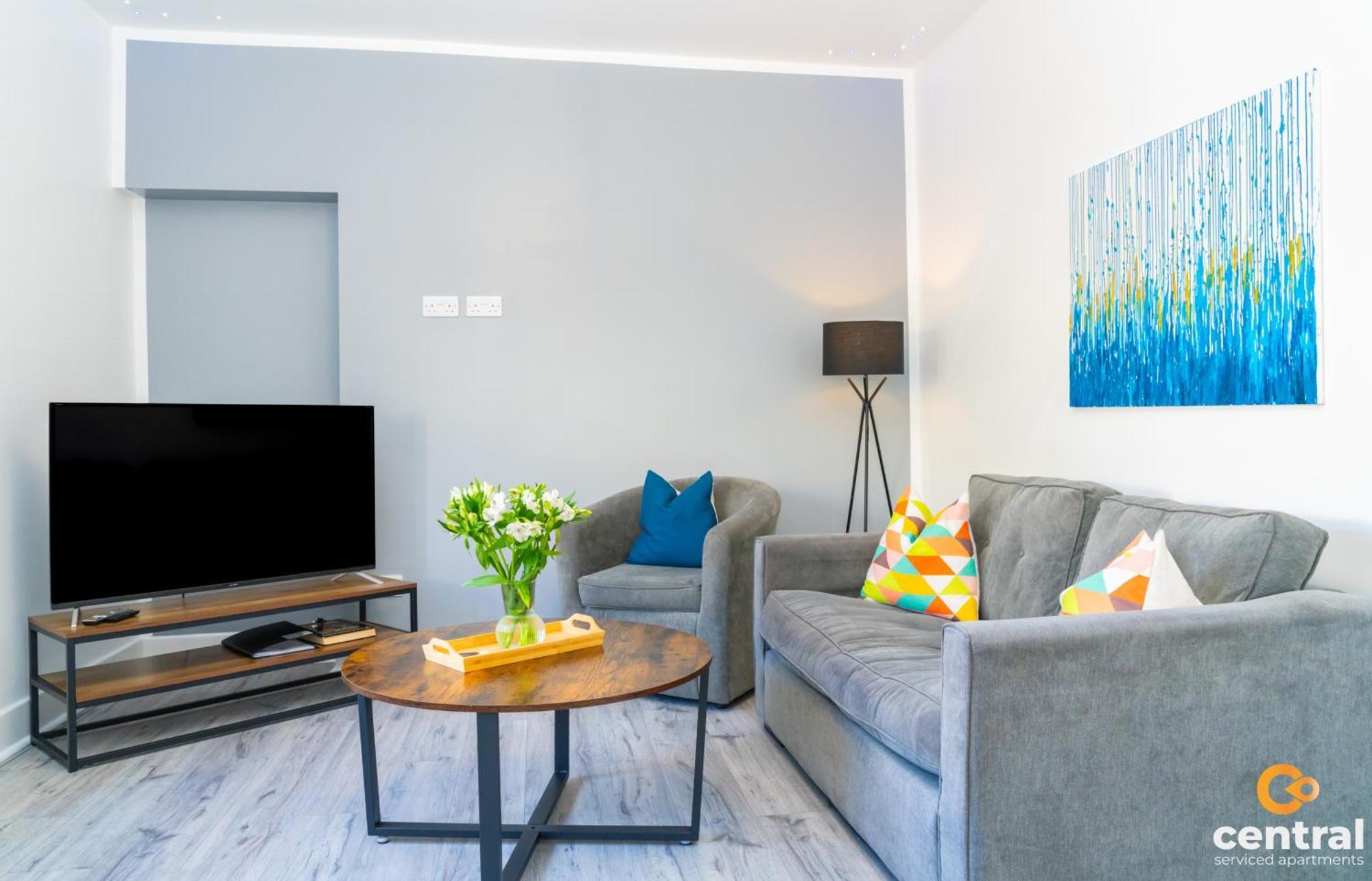 Central Serviced Apartments - 2 Bedroom - Free Street Parking - Fast Wifi - Smart Tvs In All Rooms - Ground Level - Family Neighbourhood - 3 X Double Beds - Heating 24-7 - Trade Stays - Weekly & Monthly Offers Dundee Bagian luar foto